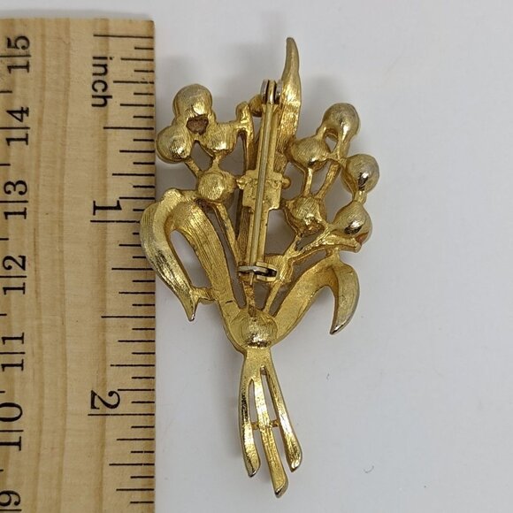 Vintage Gold Tone Floral Bouquet Brooch With Faux Pearl Accents - Picture 2 of 2
